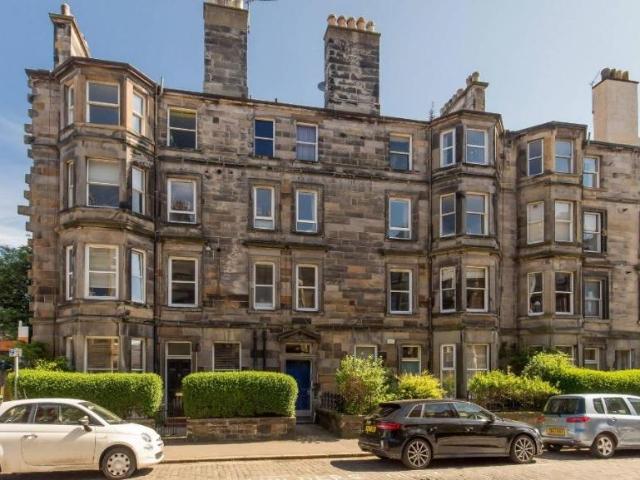 14, Royston Terrace, Edinburgh, EH3 5QS 2 bed flat to rent £1,495 pcm £345 pw