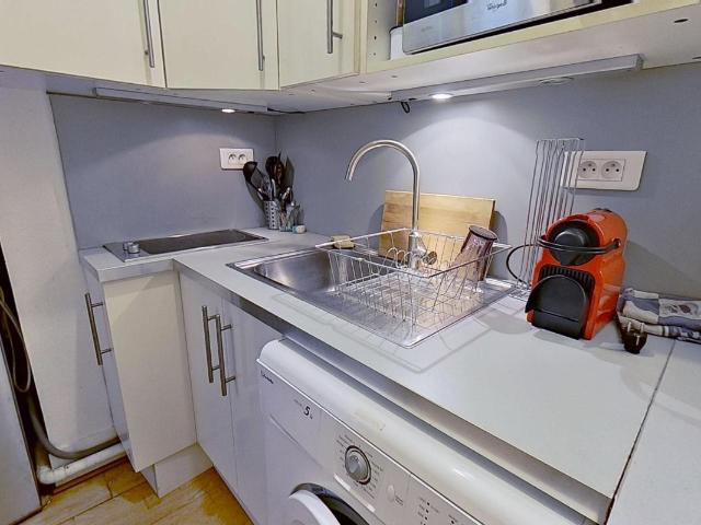 14 rue Moreau Paris 75012 T2 Meublé 1250 €CC