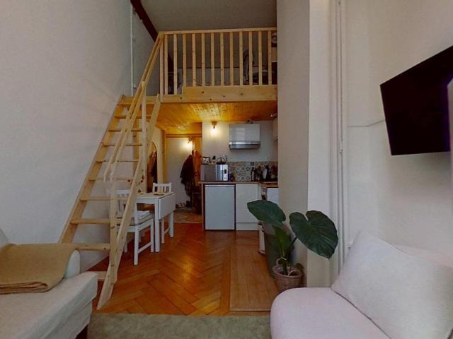 14 rue Royale Lyon 69001 T1 Meublé 840 €CC