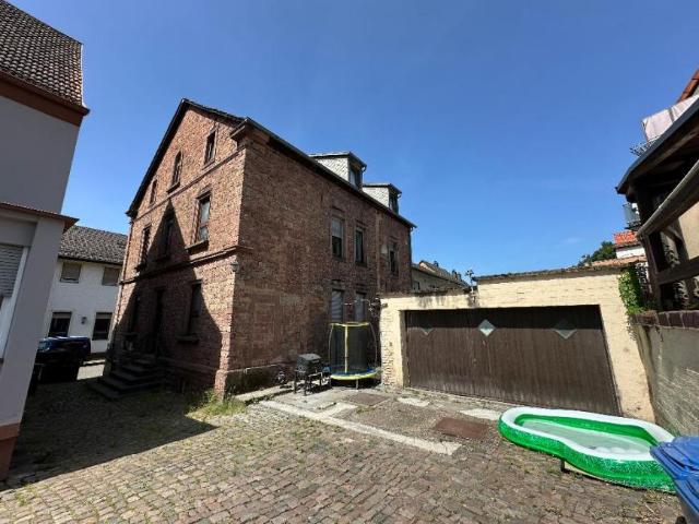 14 Schlafzimmer Haus Rodalben Deutschland 98188086