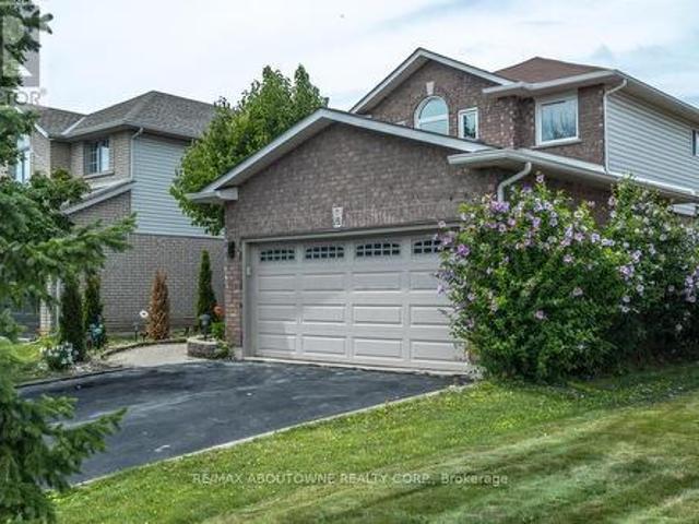 14 Sable Drive, Hamilton, ON, L9K 1K9 house for sale | Listing ID X13638 | Royal LePage