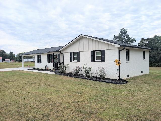 14 Simmons Cir