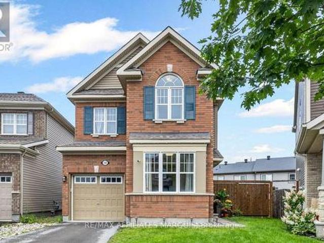 14 Sweetbay Circle, Ottawa, ON, K2S 0W8 house for sale | Listing ID X13674 | Royal LePage