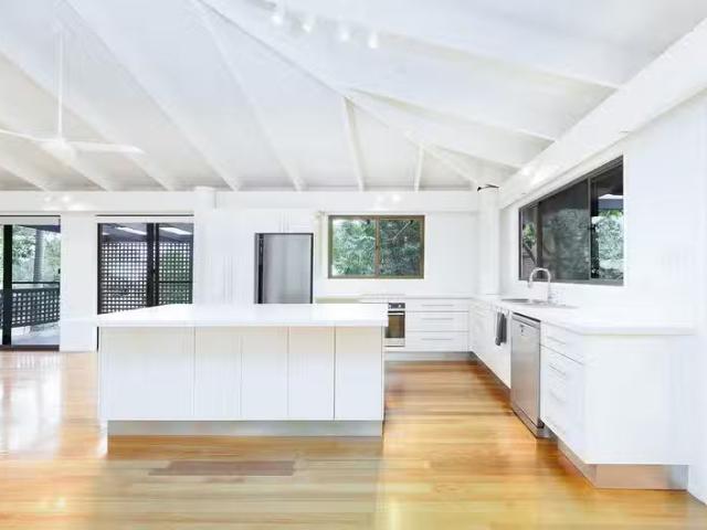 14 Stephen Street, Tewantin, QLD 4565