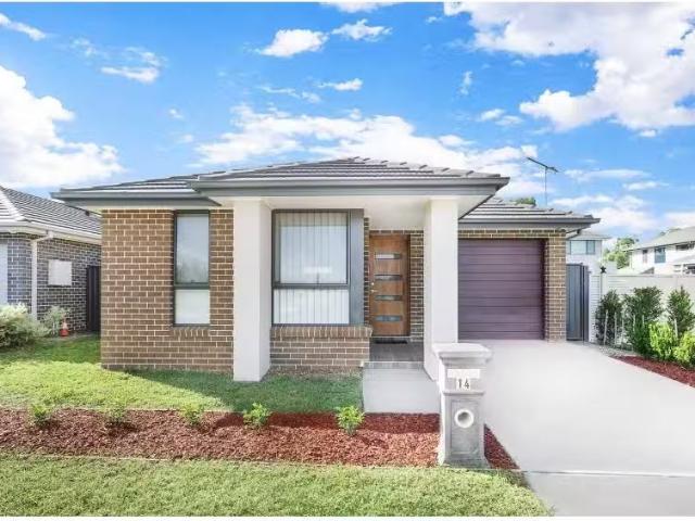 14 Stephenson Drive, Ropes Crossing House for rent Listed by.