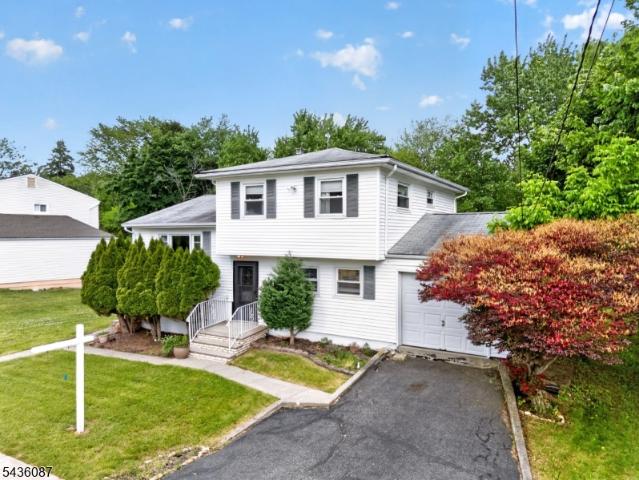 14 Stickle Ave