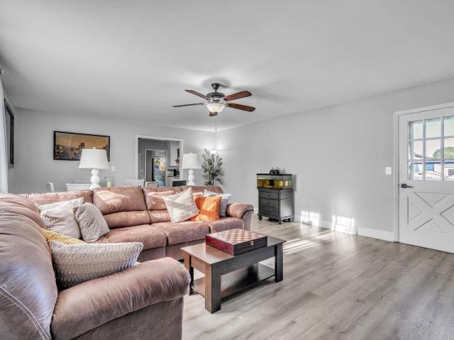 14 Sunrise Drive