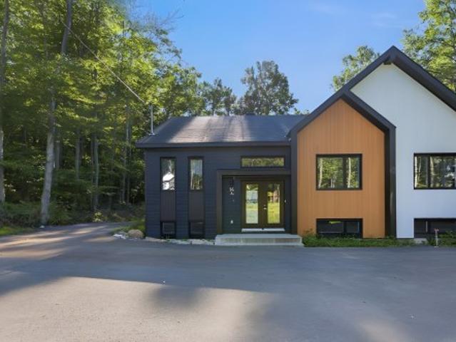 14A Ch. Crouch, Val Des Monts, QC, J8M 1M9 house for sale | Listing ID 18516 | Royal LePage