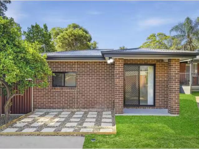 14A Dampier Place, WHALAN Apartment for rent Listed by Kayla.