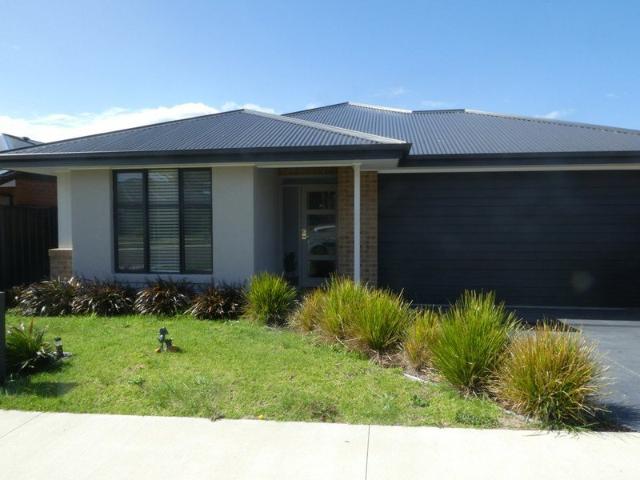 14a Ilfracombe Way