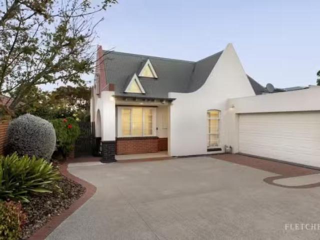 14A Rangeview Grove, Balwyn North VIC 3104 House Auction