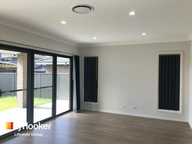 14A Weldon Street, Oran Park