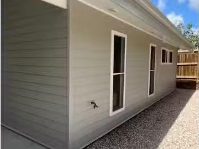 14A Tahra Cres, Ewingsdale House for rent Listed by Julie Bro.