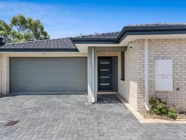 14B Ilumba Road, Nollamara, WA 6061