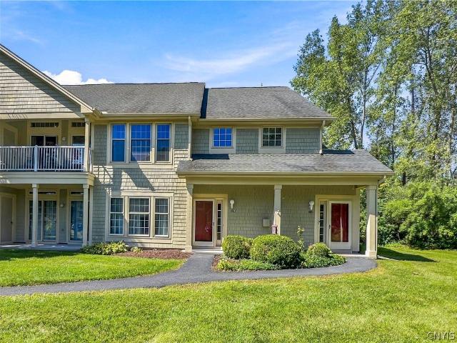 1504 Greymoor