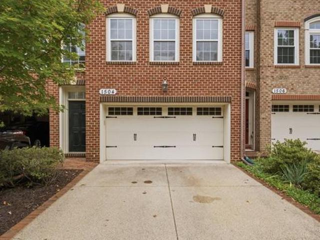 1504 Regent Manor Court