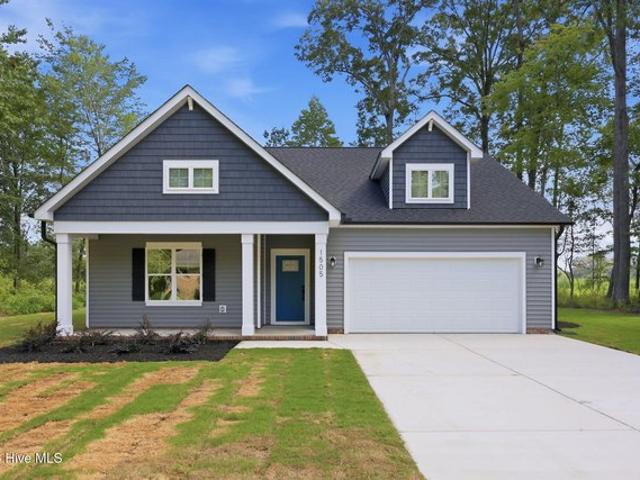 1505 Macon Pl, Tarboro, NC 27886