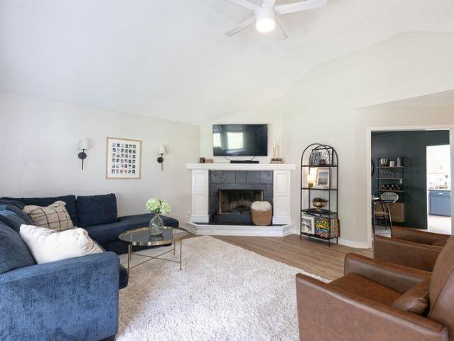 1505 NW 63 Terrace
