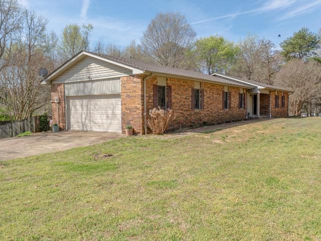 1505 Country Manor Lane