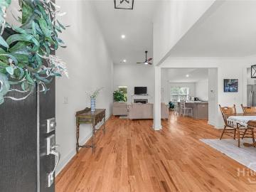 1505 Davenport Road