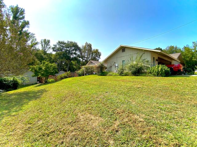 1505 Jennings Lane