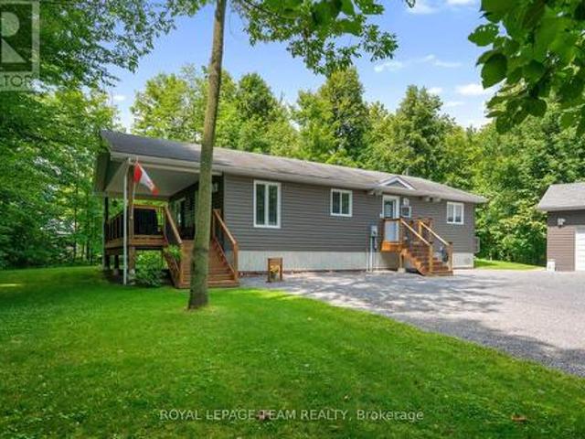 15065 Concession 3 4 Road, North Stormont, ON, K0C 1K0 house for sale | Listing ID X13660 | Royal LePage