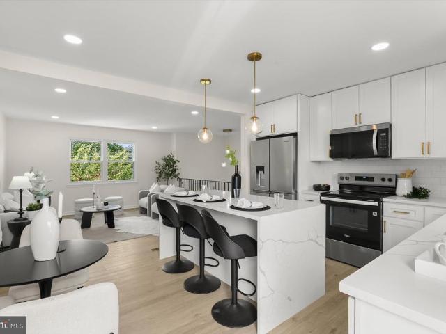 1506 Opus Avenue