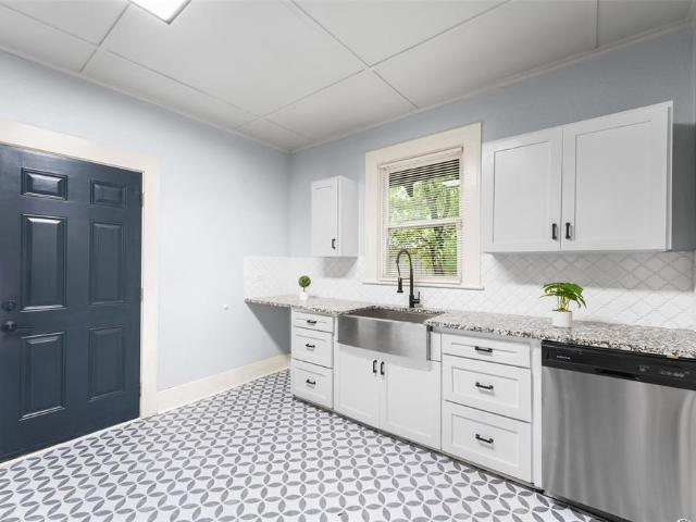 1506 Walnut Street