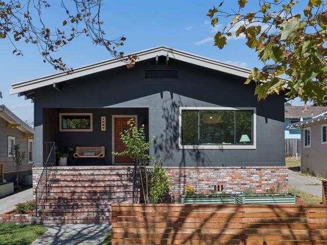 1507 Marin Ave