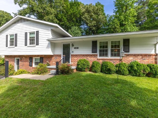 1507 Ricky Rd