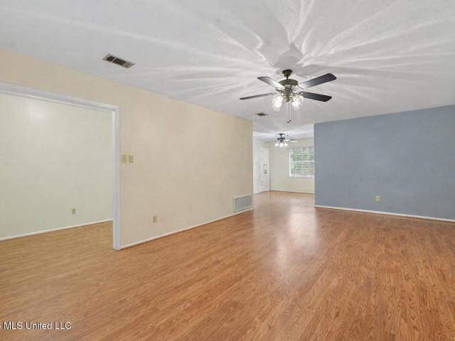 1508 Eagle Circle