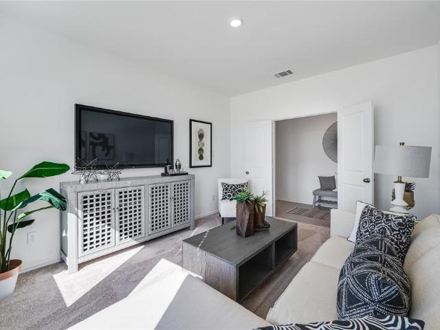 1508 Treetop Trail