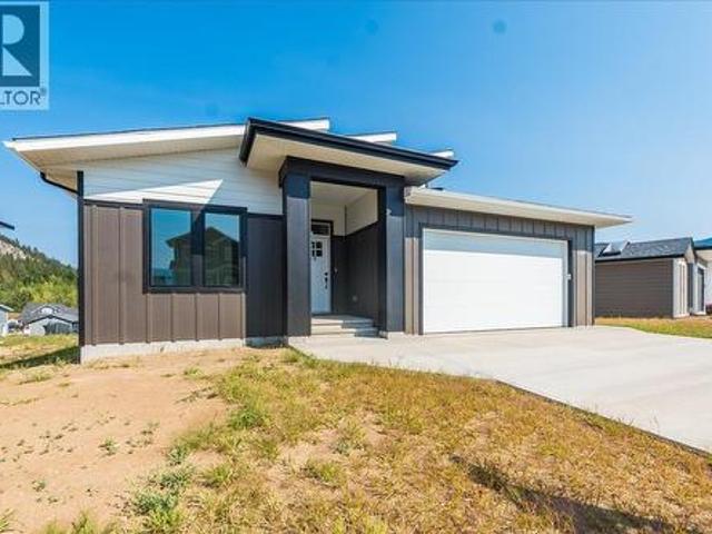 1509 Aspen Lane, Castlegar, BC, V1N 4X8 house for sale | Listing ID 10372 | Royal LePage