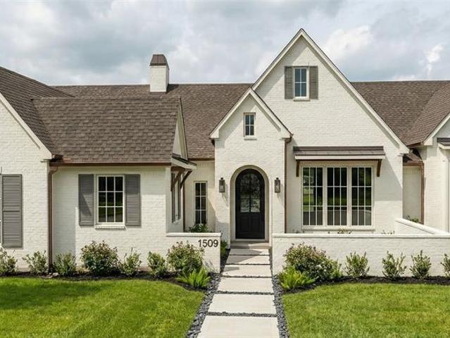 1509 Four Seasons Drive