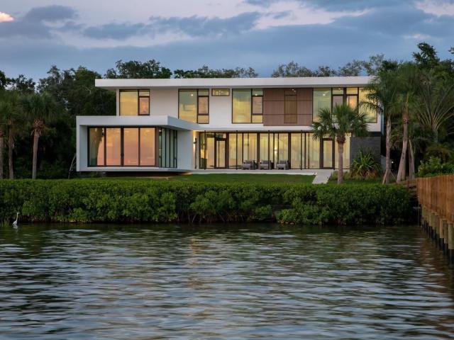 1500 Bayview Dr, Sarasota, FL
