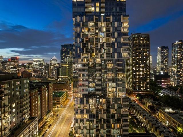 1500 Boul. René Lévesque O Montréal Ville Marie, QC H3G