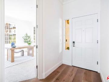 1500 E Ocean Boulevard 401