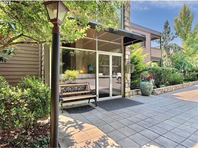 1500 SW Skyline Blvd, Unit 13, Portland, OR 97221 | MLS #755879
