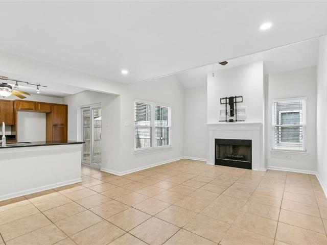 1500 W Esplanade Avenue # 21A
