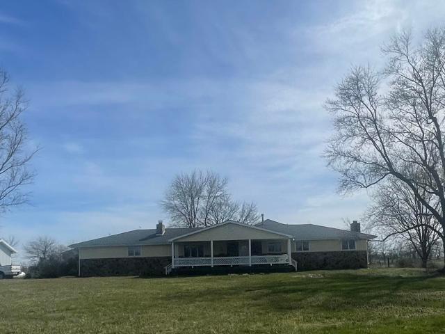 15017 Farm Road 2010