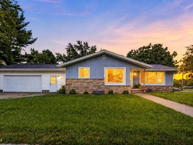 1501 Maria Dr, Stevens Point, WI 54481