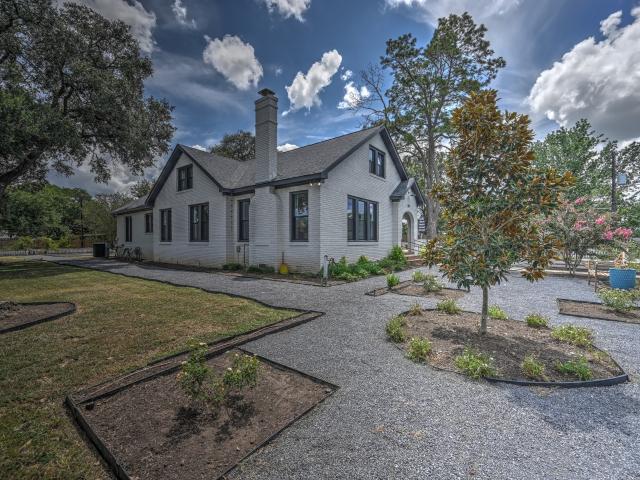 1501 Allyne Lane