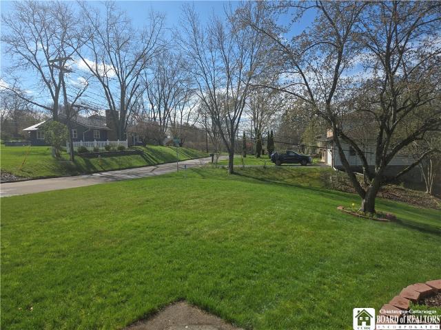 1501 Stardust Ln
