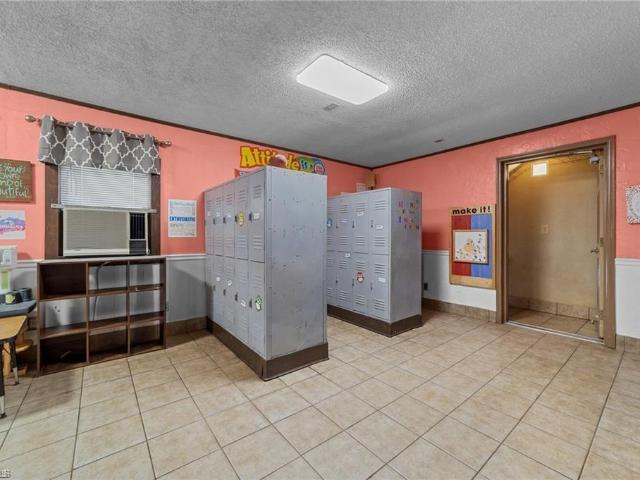 1501 Upland Drive