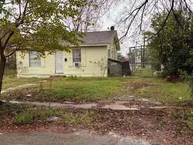 1501 & 1503 LAUREL ST, TEXARKANA, AR 71854