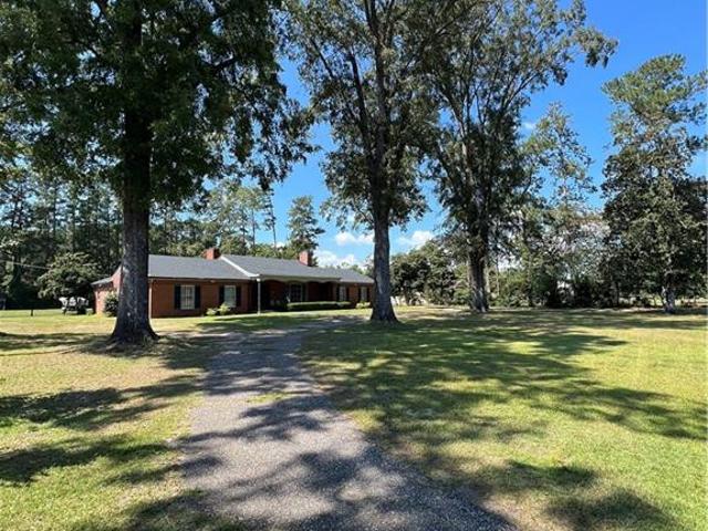 1502 Lakeview Road