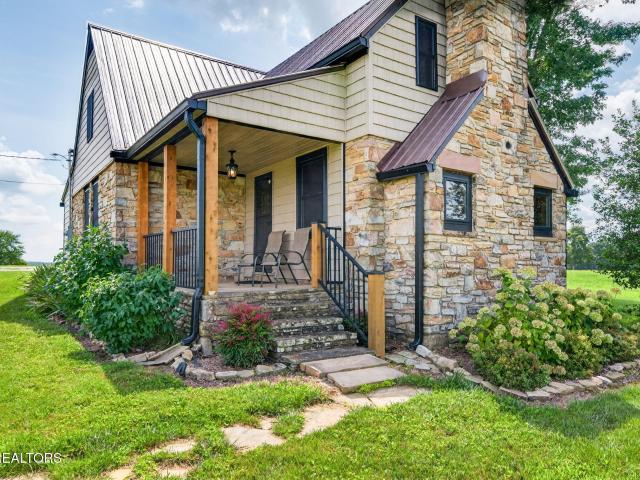 1502 Pigeon Ridge Rd