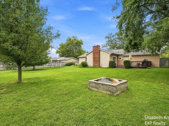 1502 Ridgewood Drive