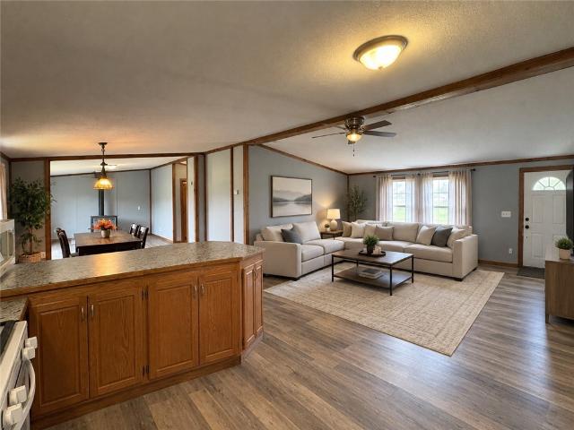 1502 State Route 221