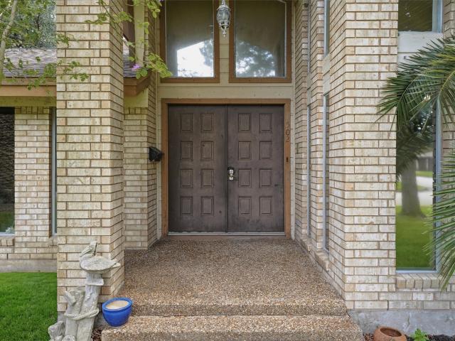 1502 20th Avenue N